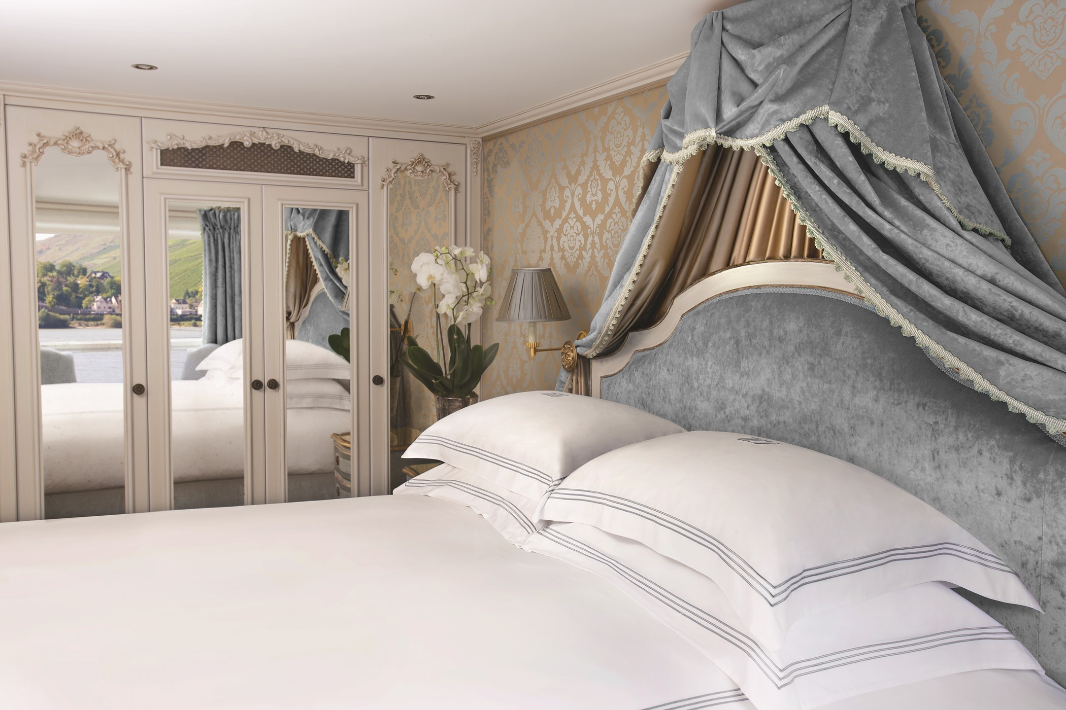 UNIWORLD Boutique River Cruises SS Maria Theresa Accommodation Stateroom Category 3 5.jpg