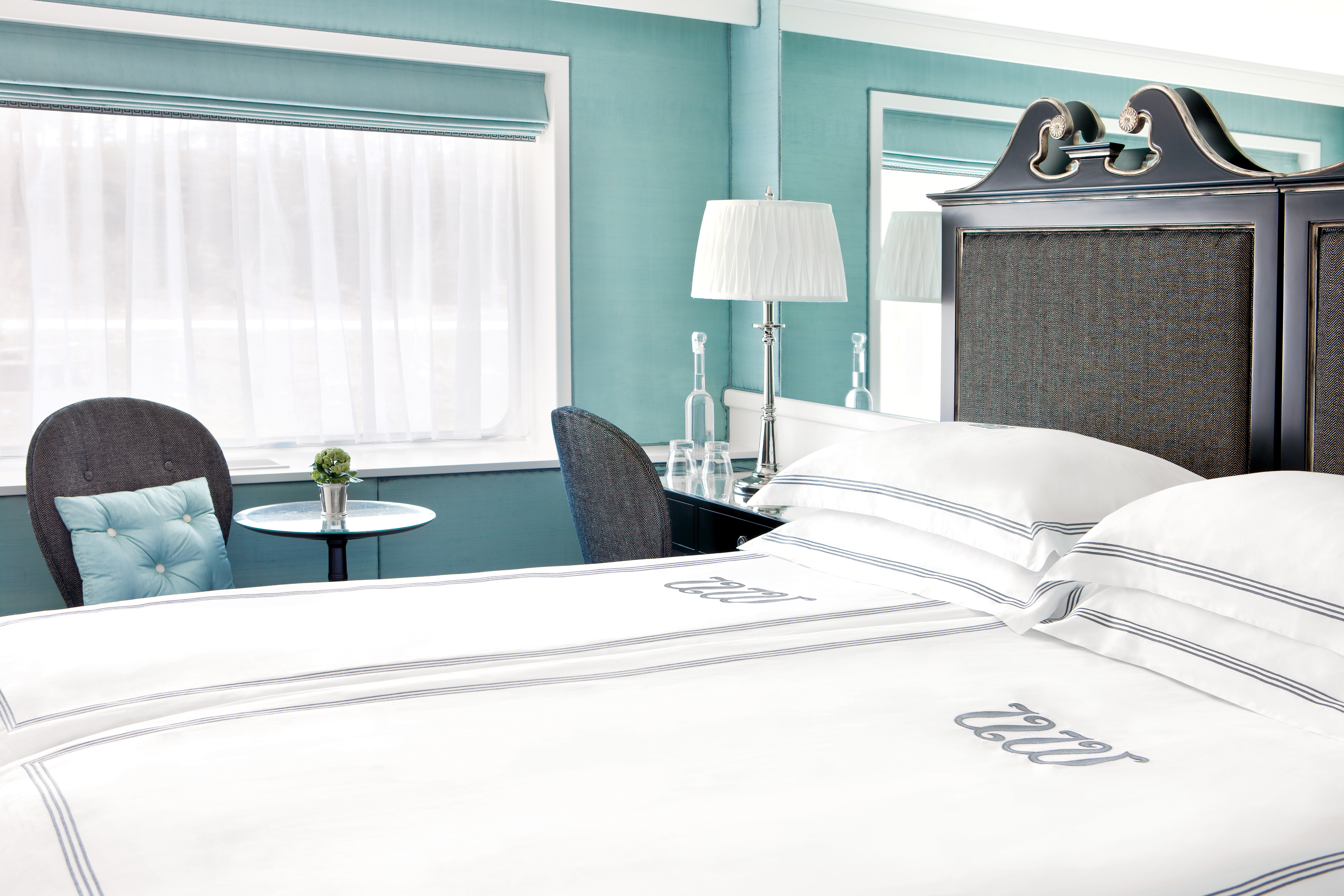 UNIWORLD Boutique River Cruises River Princess Accommodation Stateroom Category 2.jpg