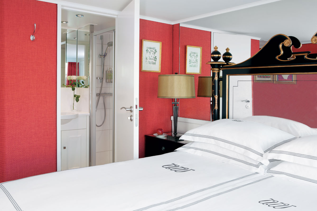 UNIWORLD Boutique River Cruises River Princess Accommodation Stateroom Category 1 2.jpg