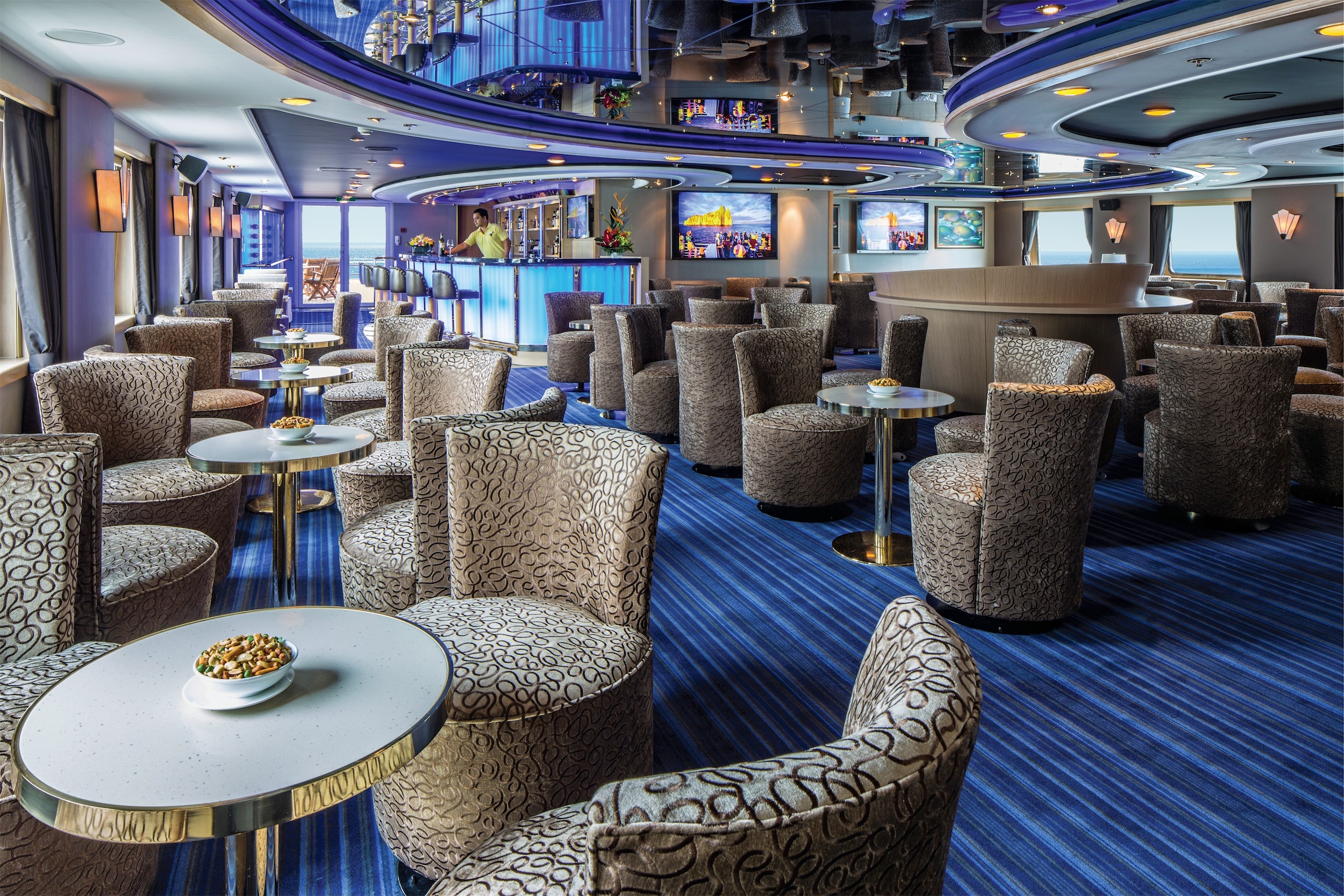 Lindblad Expeditions National Geographic Orion Interior Lounge 3.jpg