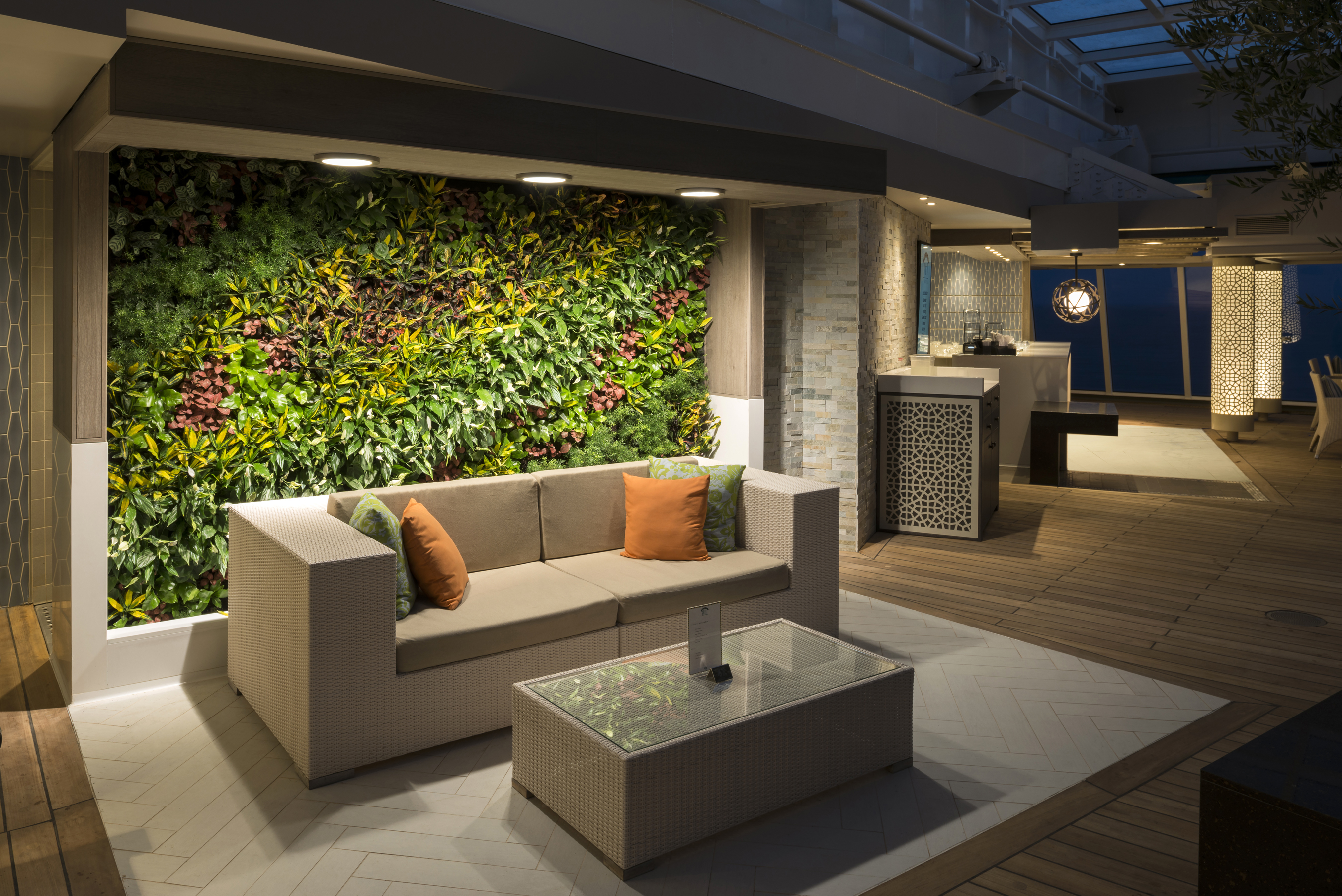 crystal cruises crystal serenity trident grill living wall 2.jpg