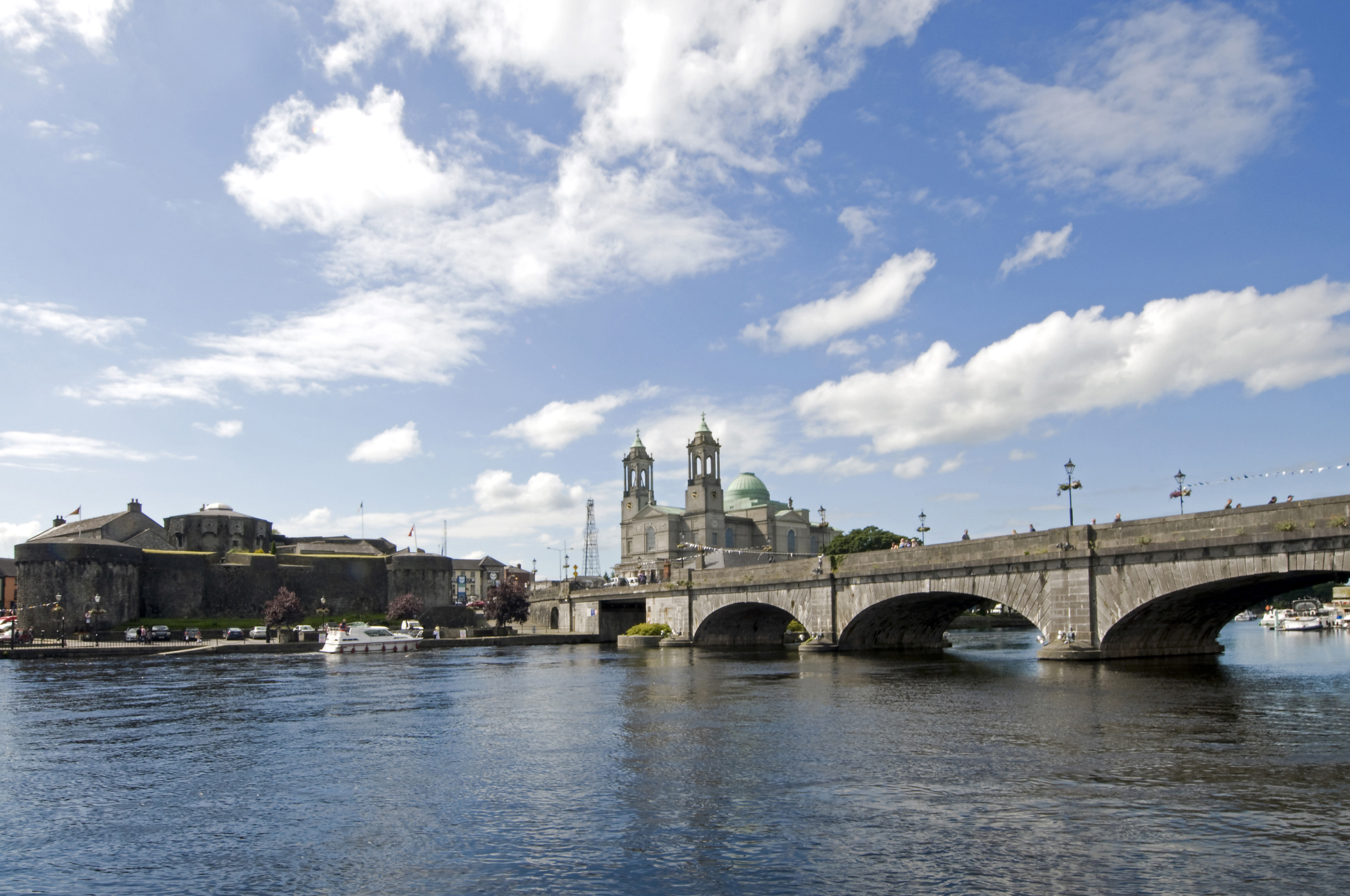 European Waterways Shannon Princess - Athlone.jpg
