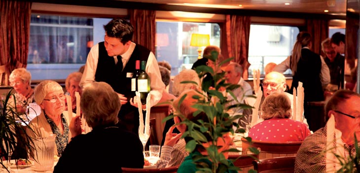 Saga River Cruises Rex Rheni Interior Dining Room 2.jpg
