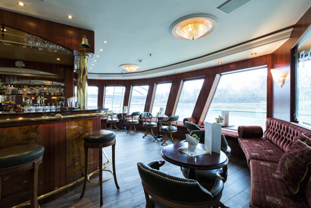 Riviera Travel MS Swiss Ruby Interior Lounge Bar.jpg