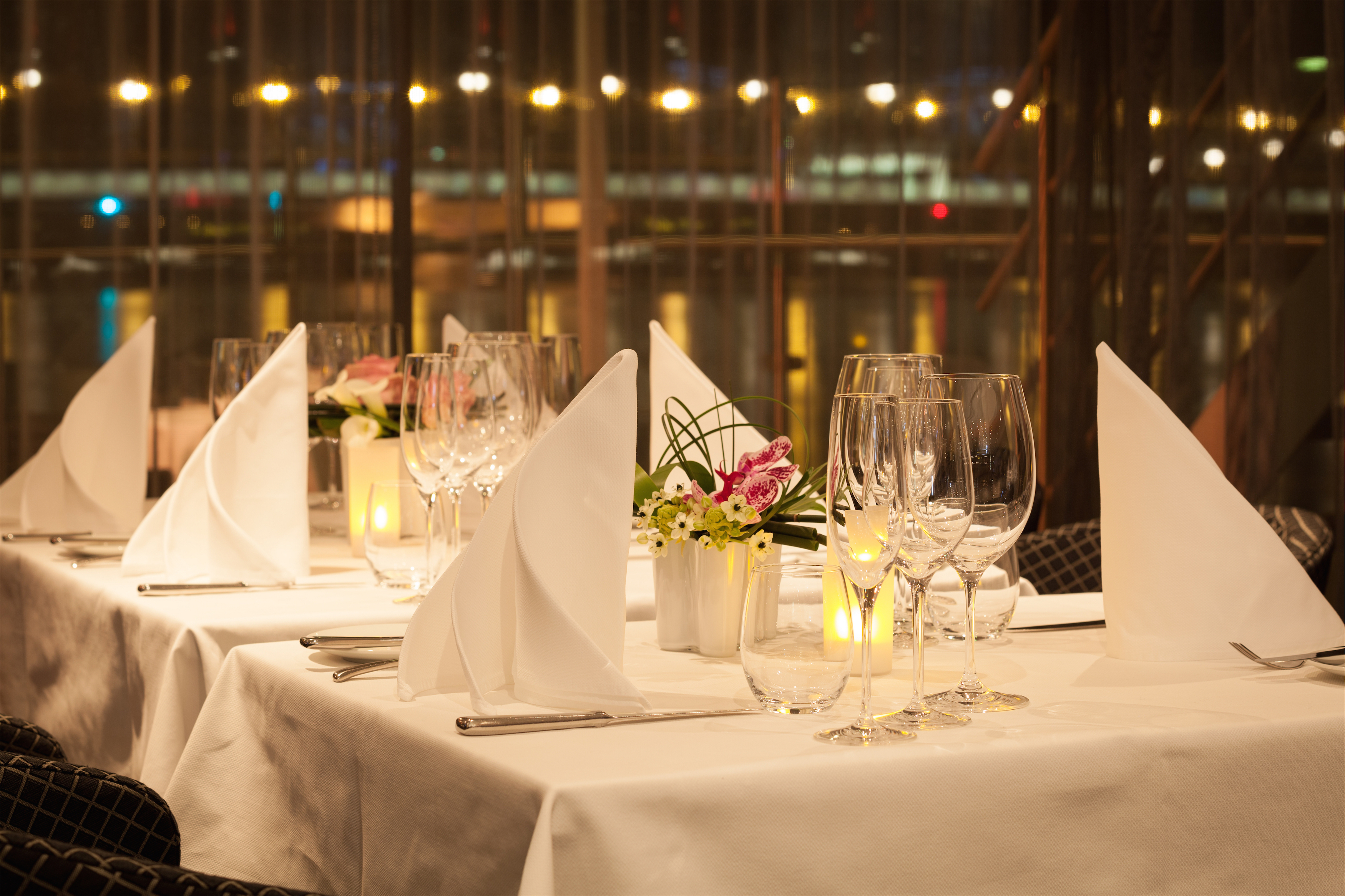Scenic Sapphire Scenic Emerald Scenic Diamond Scenic Ruby Scenic Pearl Interior Portobellos Restaurant 4.jpg
