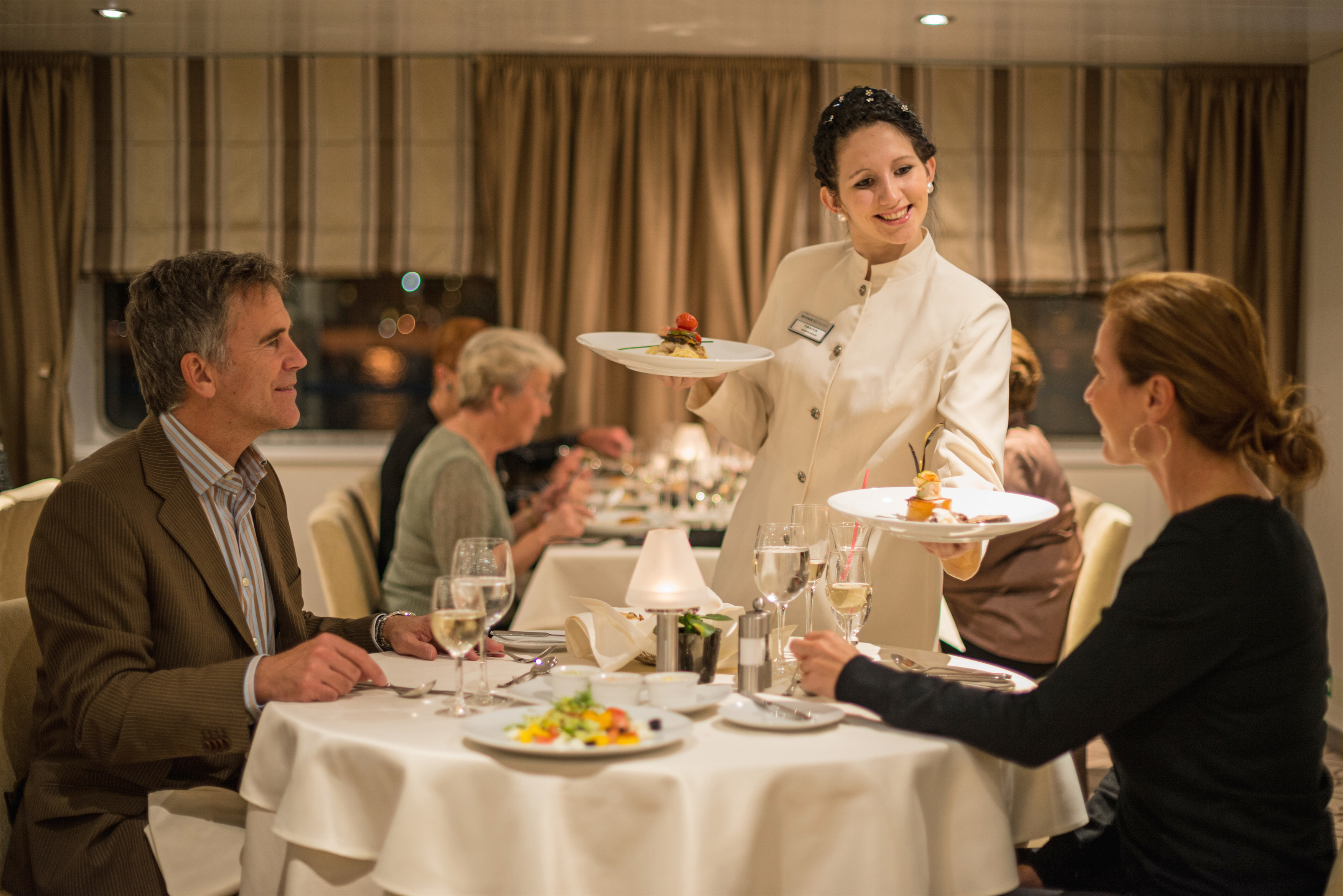 Scenic Tsar Interior Restaurant 5.jpg