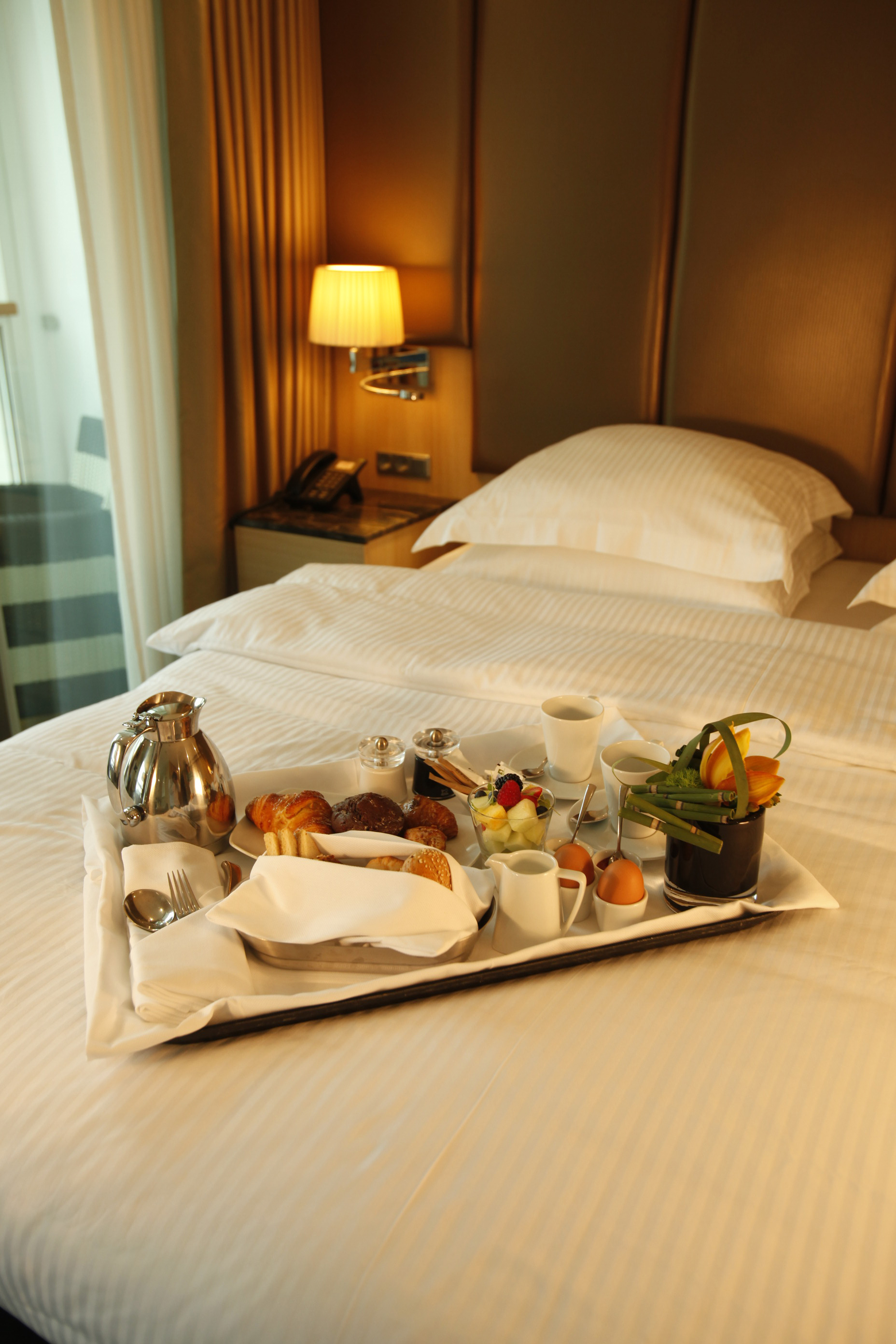 Scenic Jasper Room Service Dining _MG_9760r.jpg
