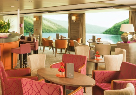Amadeus - Silver II - Panorama Lounge - Photo 1.jpg