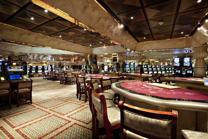 Carnival Glory Camel Casino 1.jpg