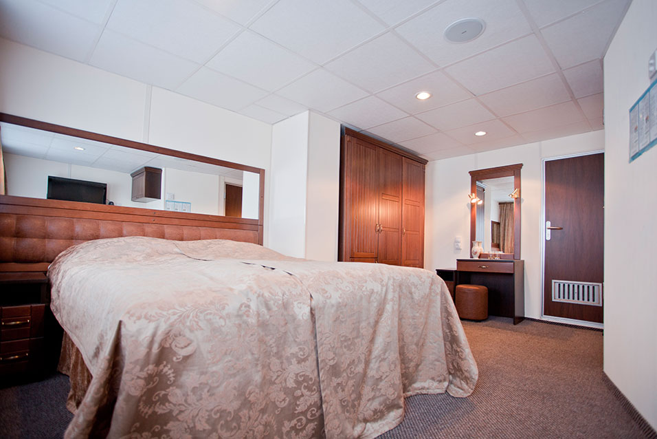 Nicko Cruises MS Stravinski Accommodation 1.jpg