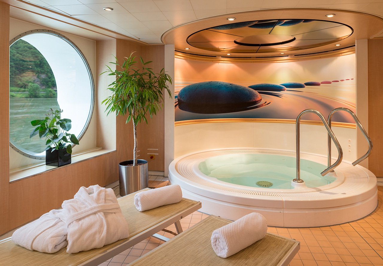 Nicko Cruises MS Viktoria Interior Wellness Area.jpg
