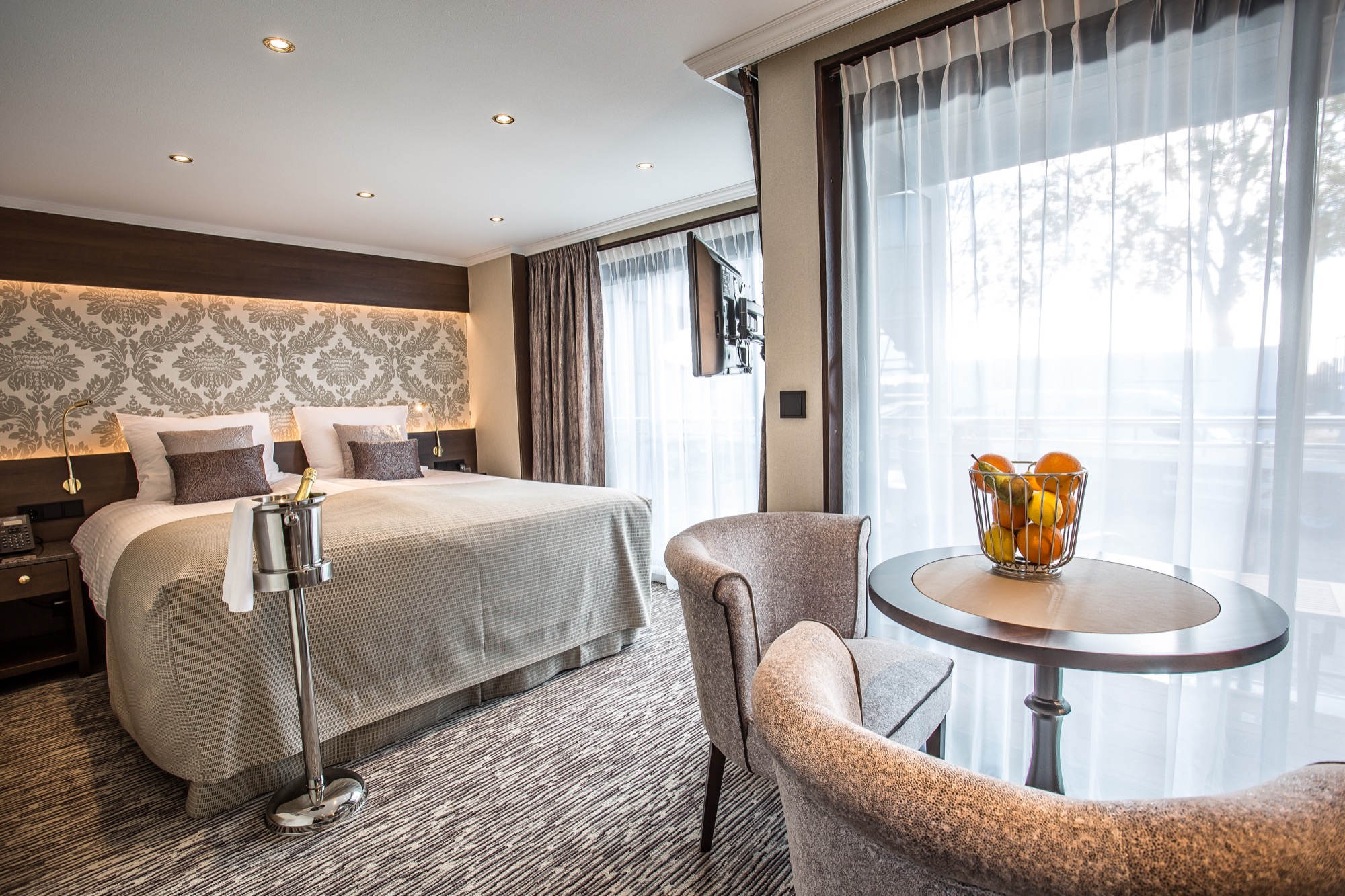 Riviera Travel Thomas Hardy Accommodation Balcony Suite.jpg