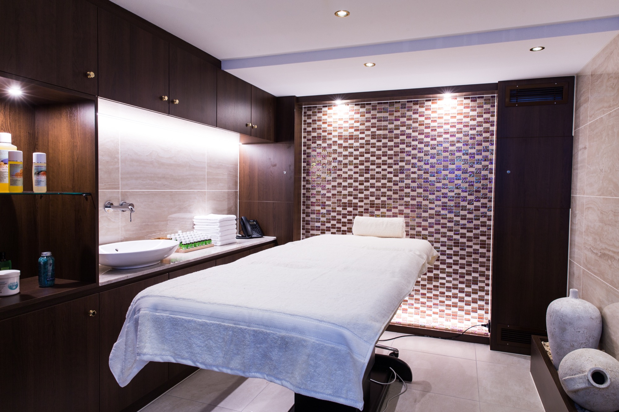 Riviera Travel Thomas Hardy Interior Spa 3.jpg