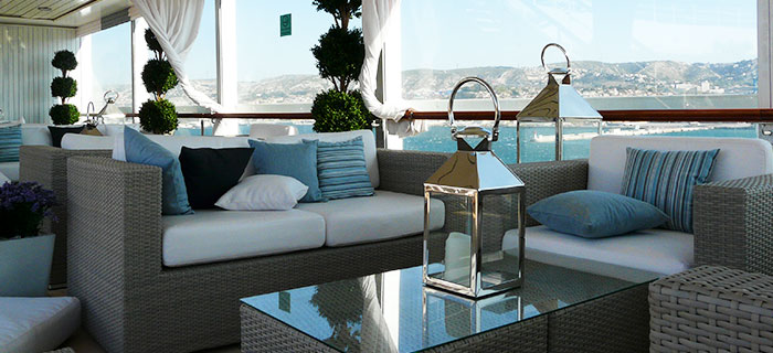 Pullmantur Horizon Bar L'Annexe.jpg