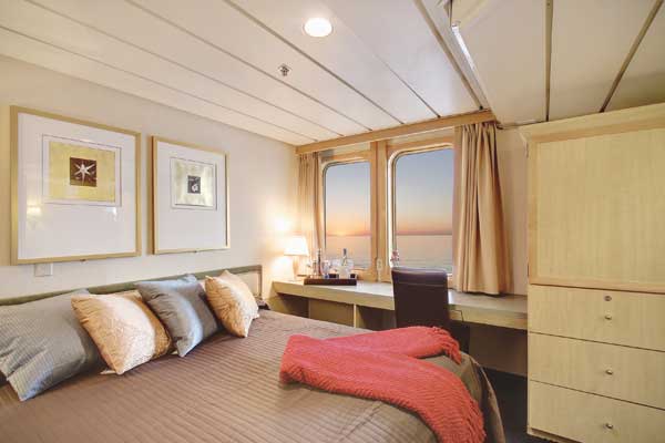 UnCruise Safari Endeavour Accommodation Admiral Cabin 2.jpg