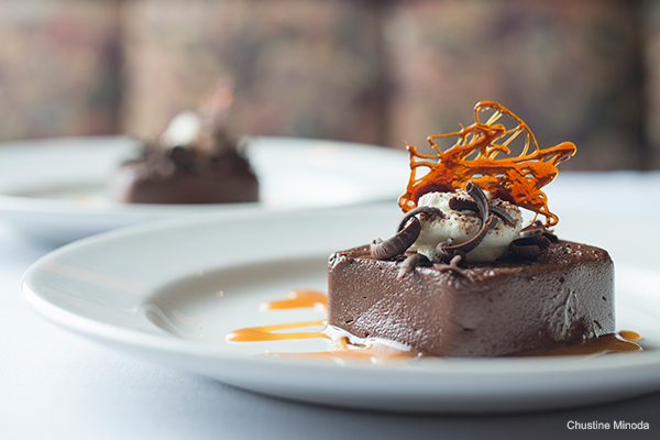 UnCruise Safari Endeavour Dining 5.jpg