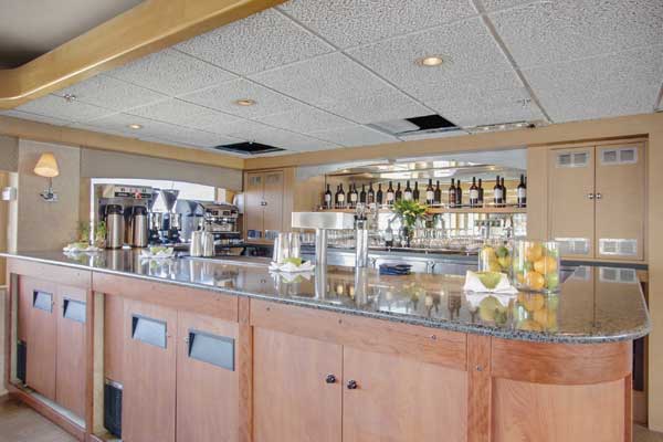 UnCruise Safari Endeavour Bar.jpg