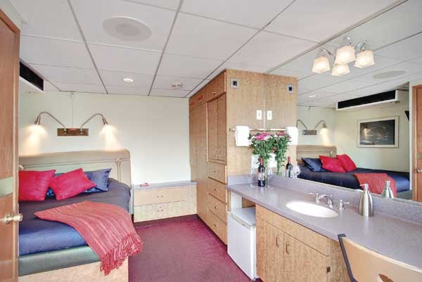 UnCruise Wilderness Explorer Accommodation Explorer 3.jpg