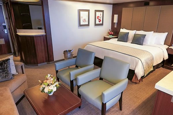 Holland America Eurodam Neptune.jpg