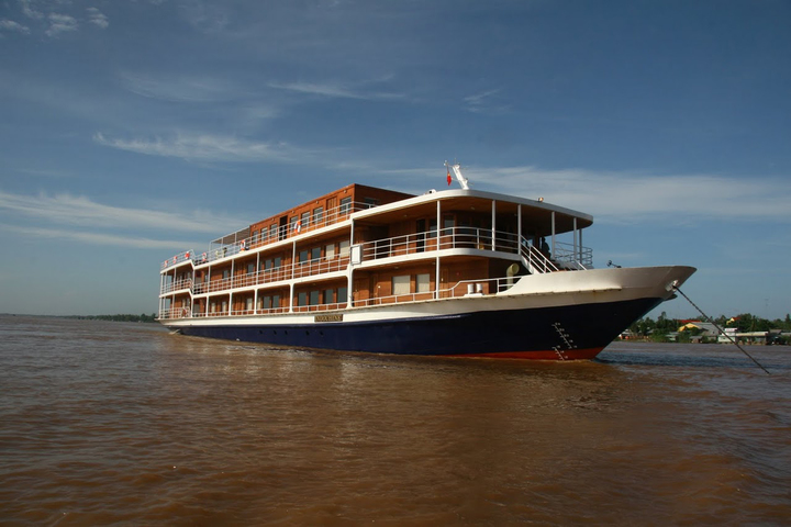 RV Indochine ship image