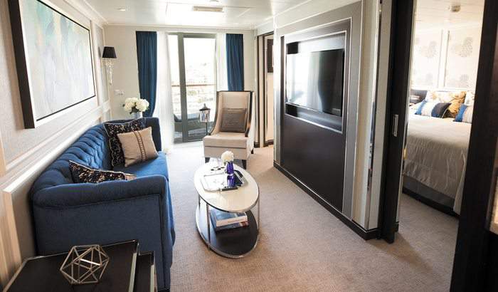 Explorer_PenthouseCSuite_1_tablet.jpg