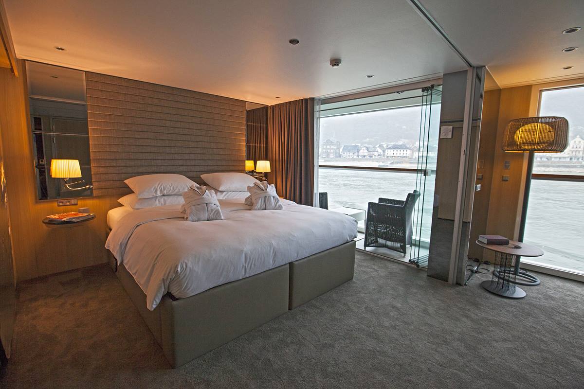 BalconySuite5.jpg