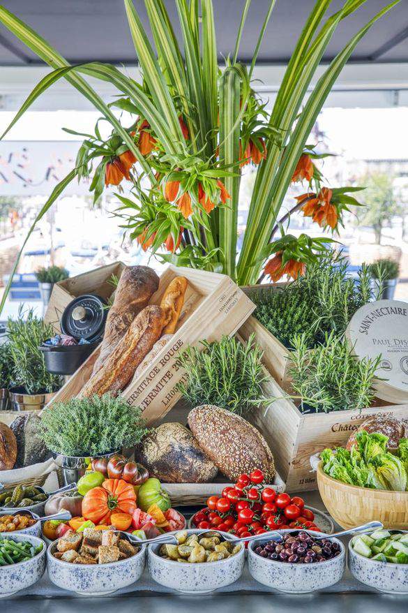 A La Bella Pizza 64 Bis Rue Porte Aux Saints 78200 Mantes La Jolie Eater Space