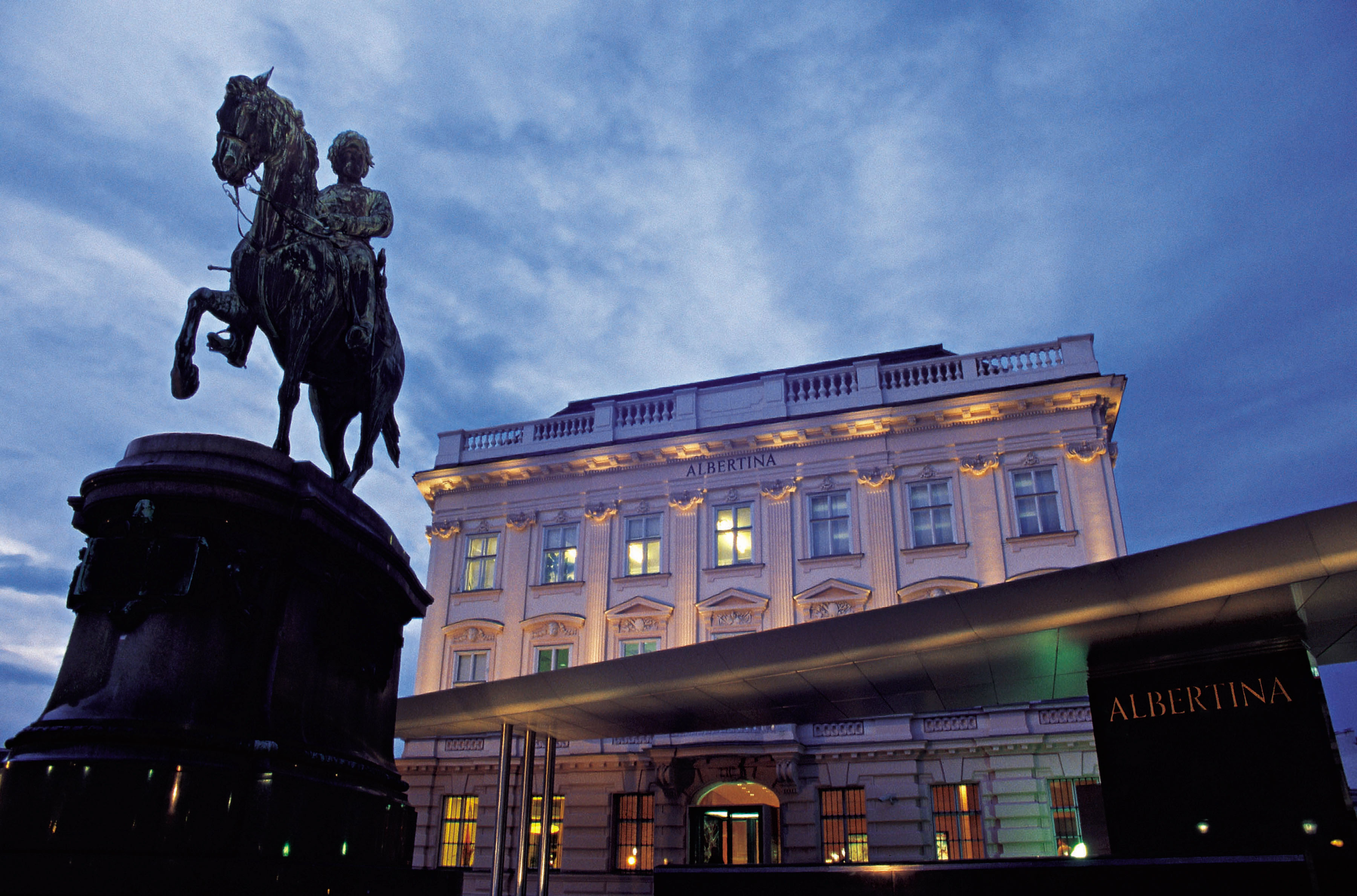 The AMADEUS concierge service