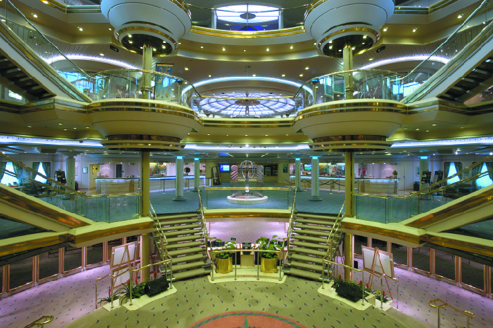 Royal Caribbean _New Images_RCI_Majesty_Centrum.jpg