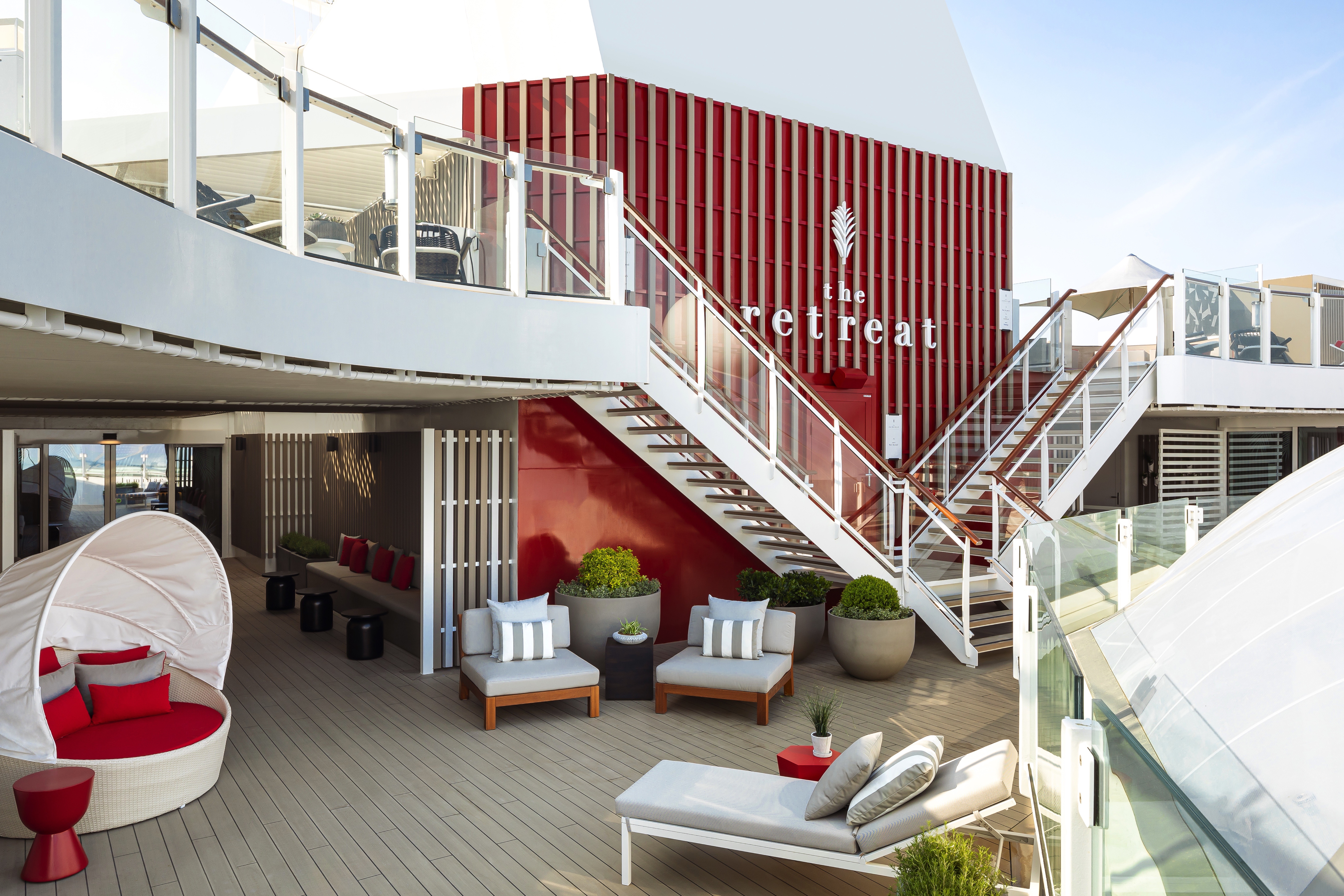 The Retreat® Sundeck