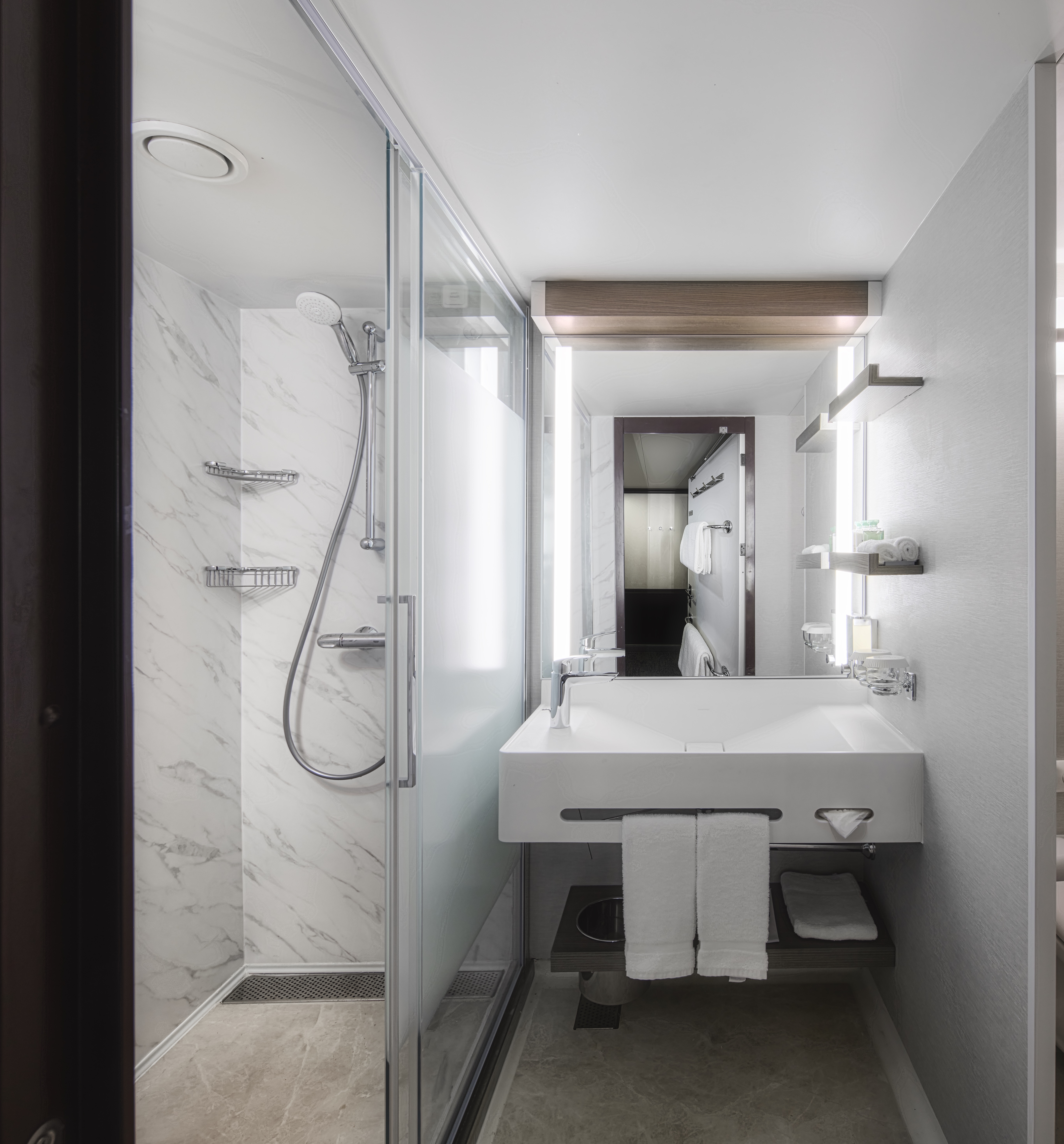 Forward-Facing Deluxe Penthouse with Large Balcony