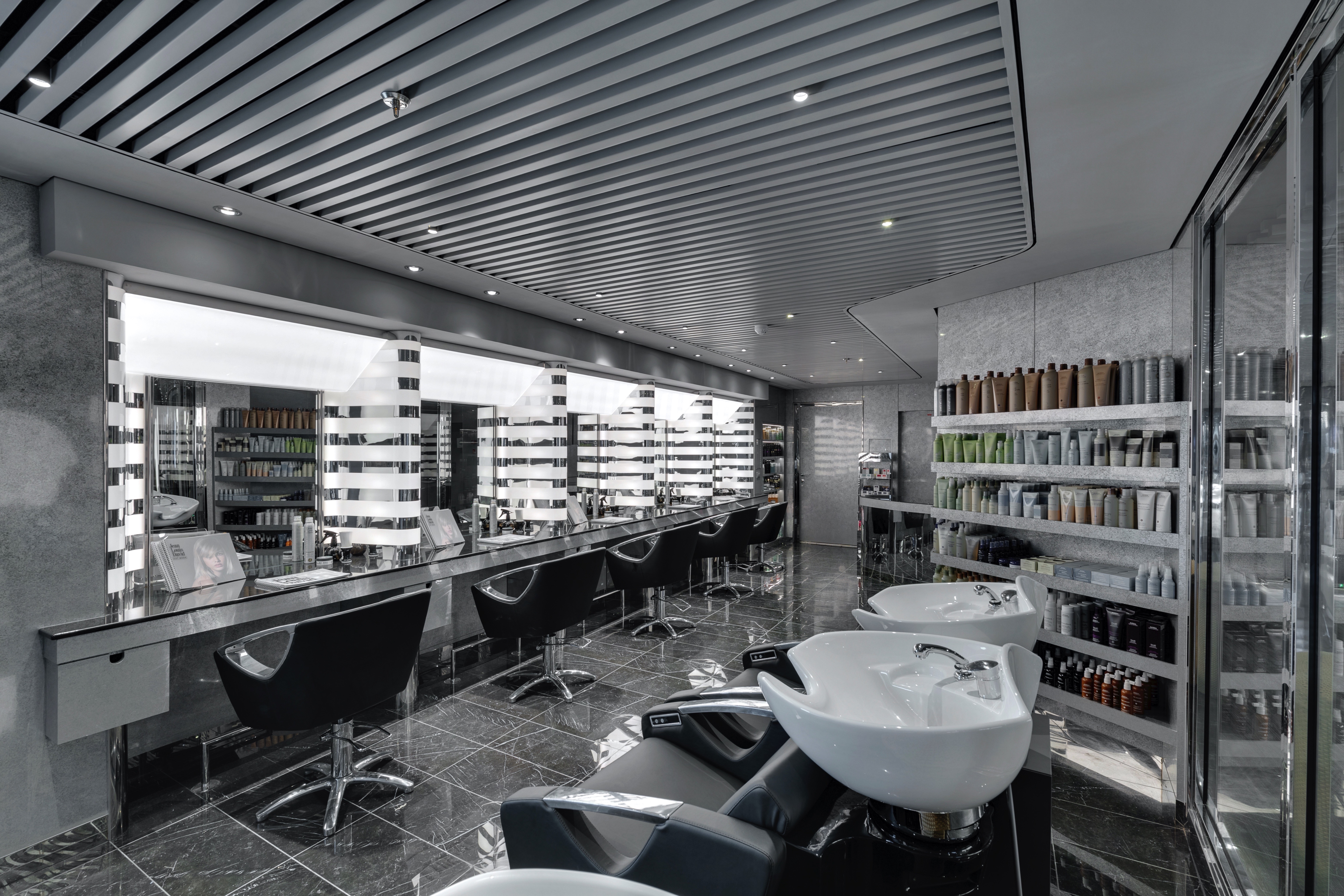 Hair Salon & Barber Shop