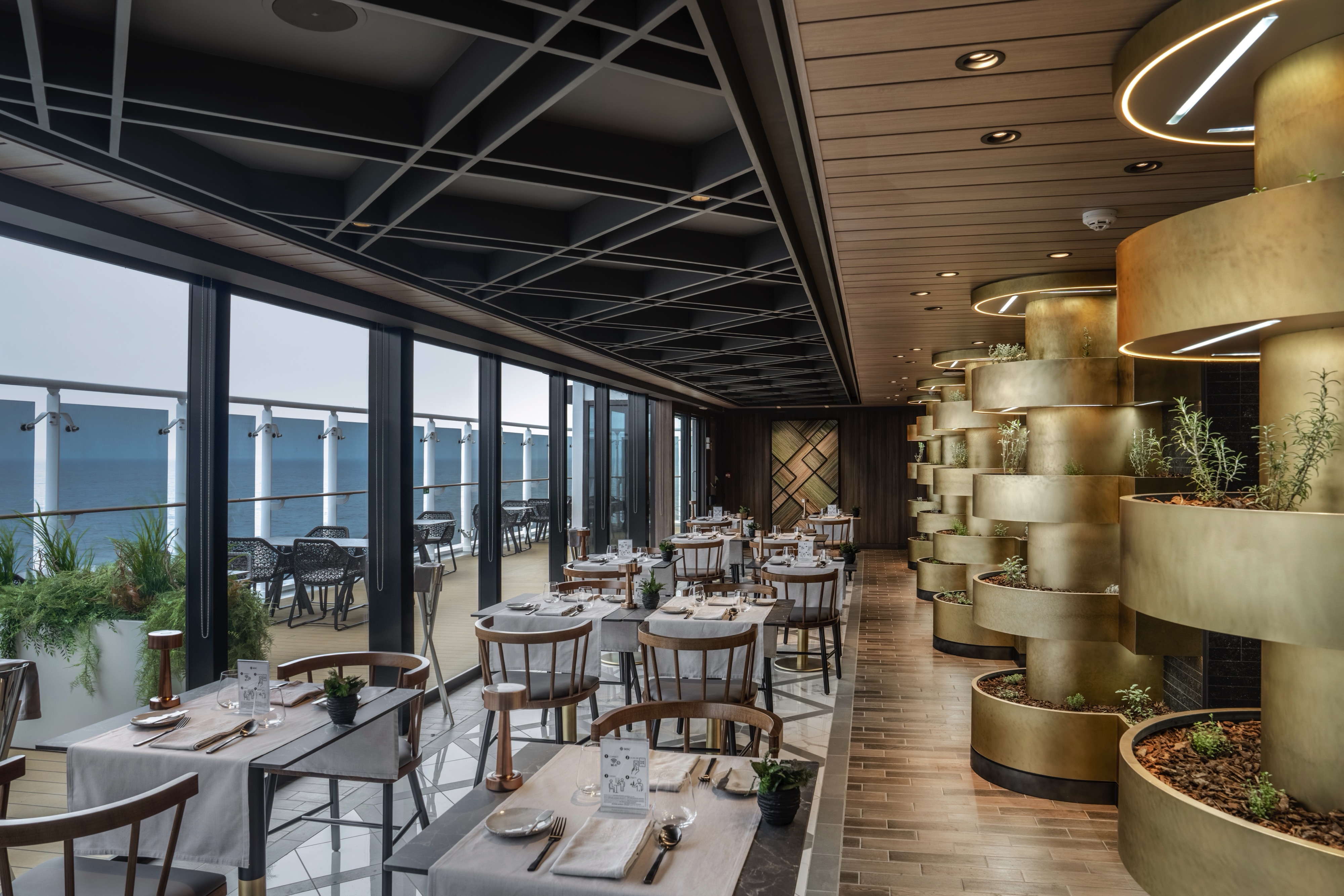 Chef's Garden Kitchen