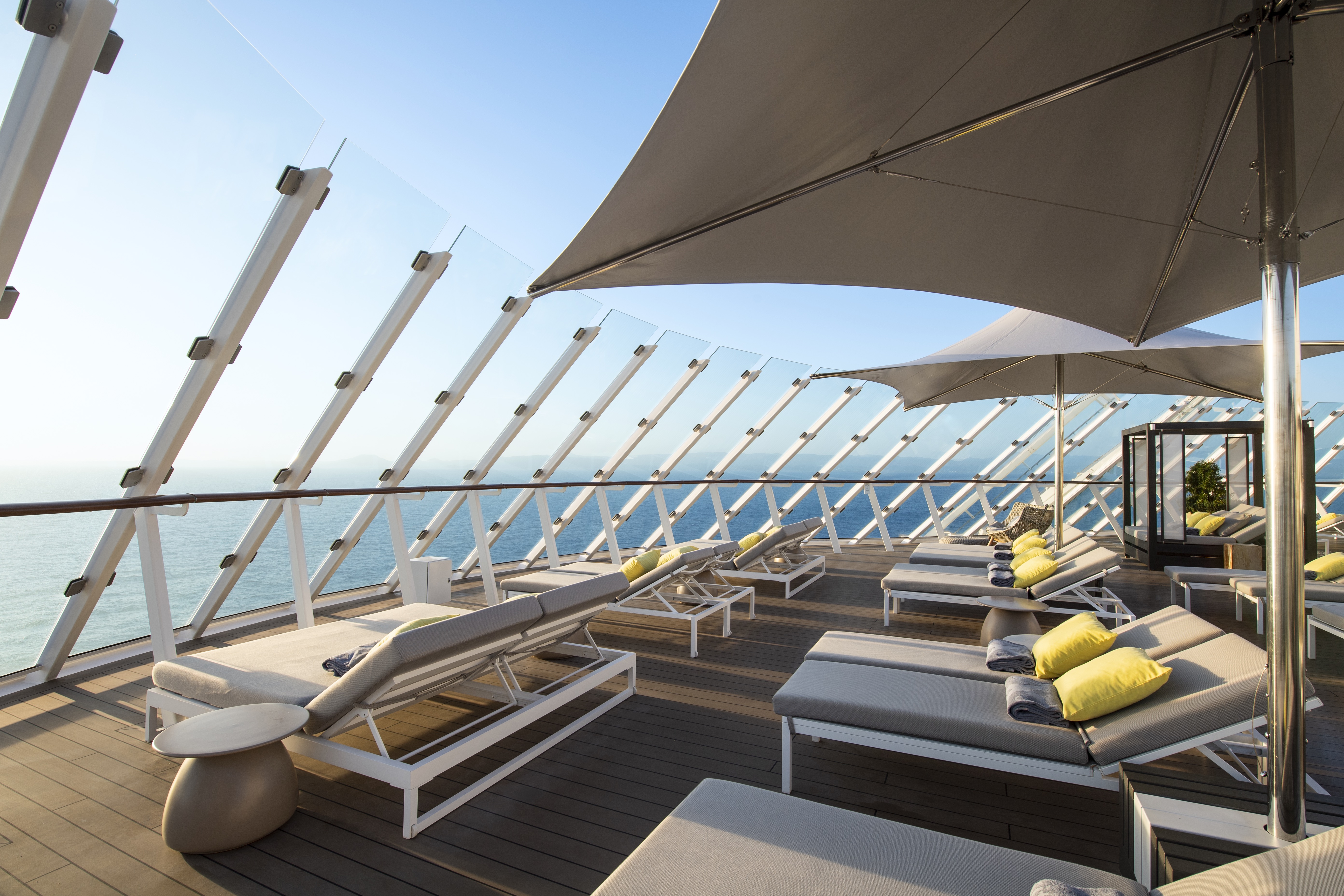 The Retreat® Sundeck