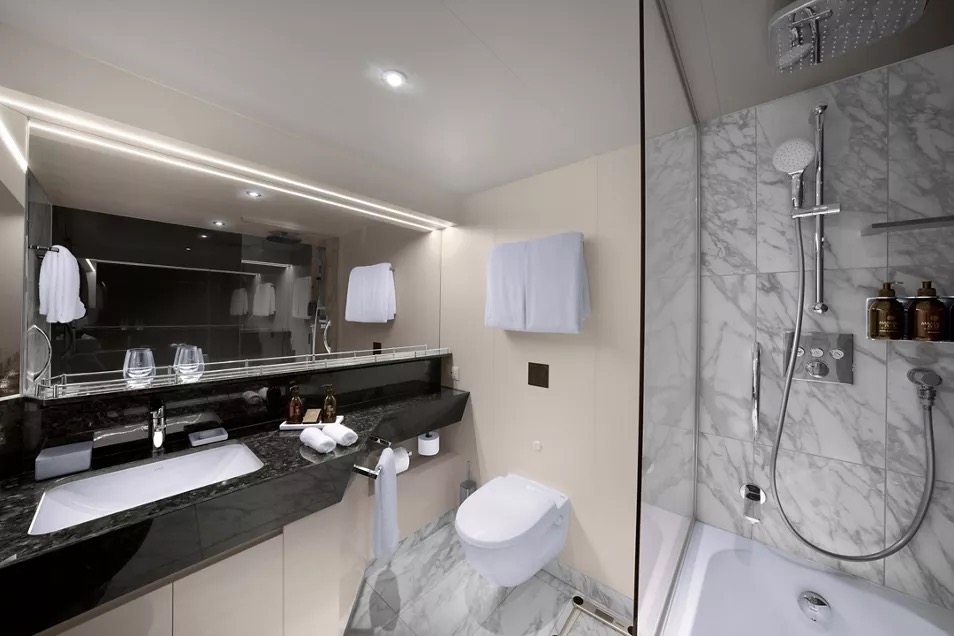 Ocean Grand Terrace Suite