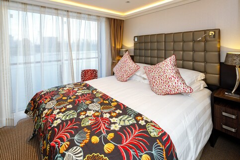 AmaWaterways AmaKristina Accommodation Cat CB 1.jpg