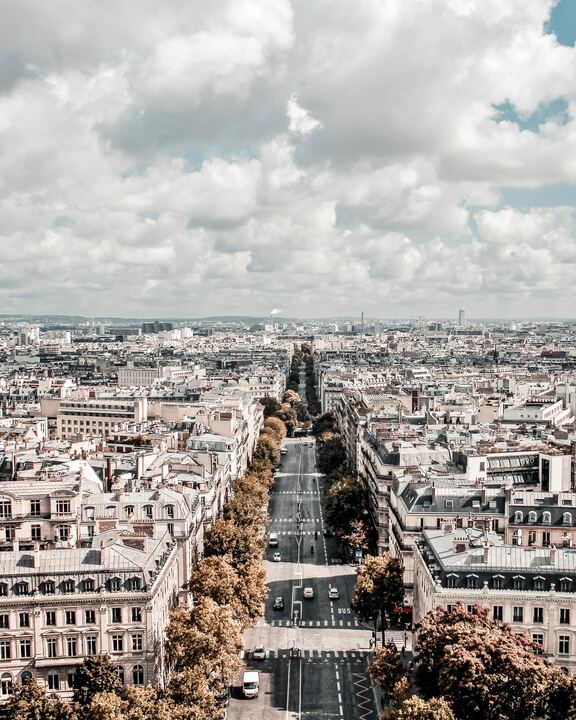 FRPAR Paris bird's eye photography of cityscape pascal diekmann.jpg