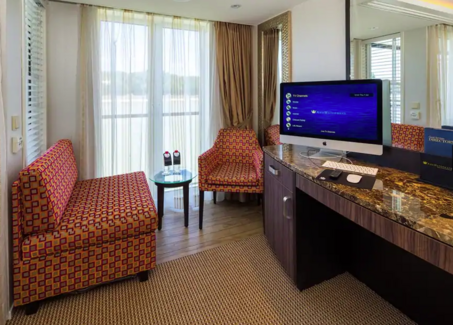 Amawaterways - Amalucia - CAT.AA & CAT.AB Staterooms .png