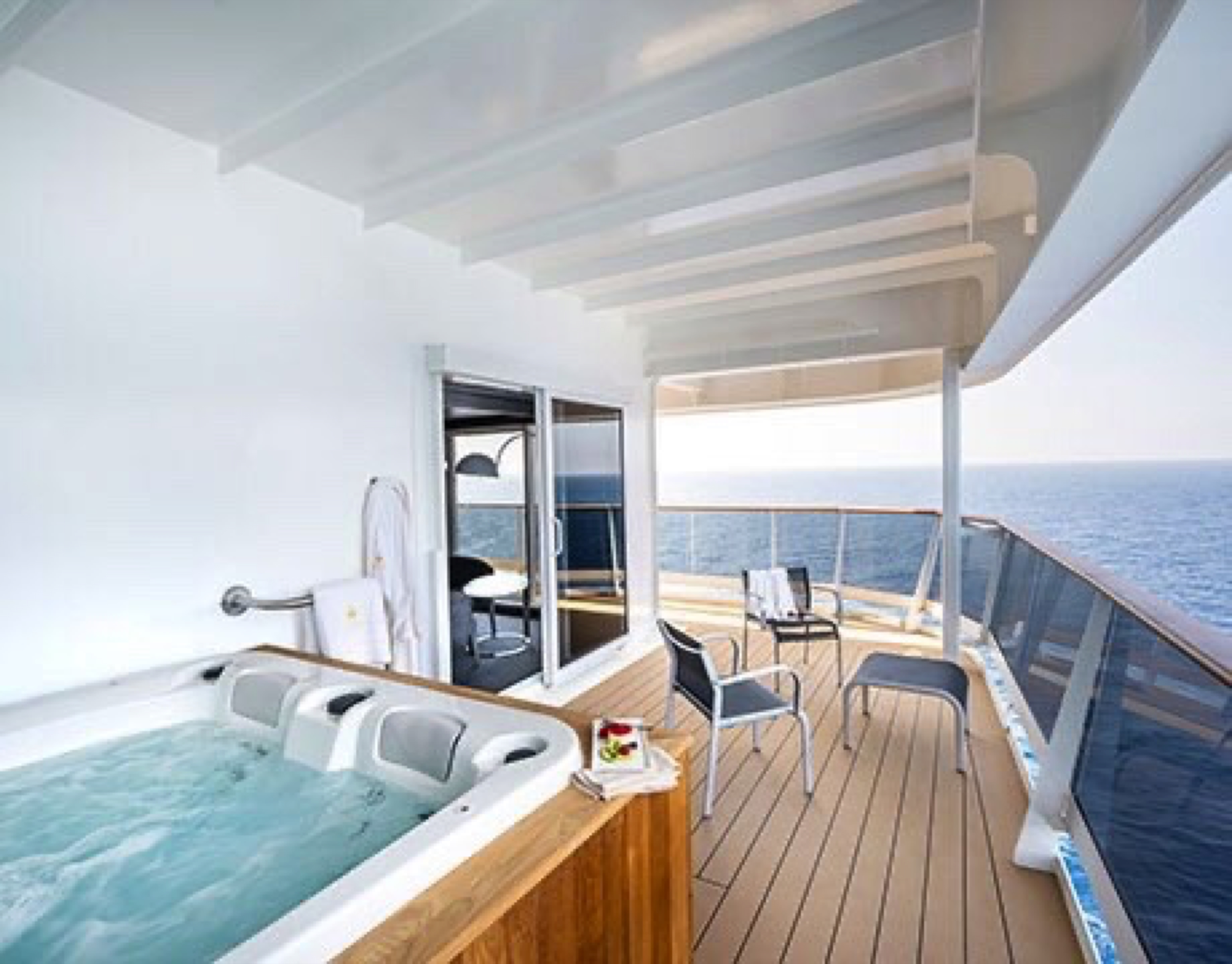 Grand Suite Aurea with Terrace and Whirlpool