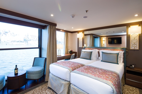 Rivier MS Douro Elegance - Superior Sute 1.jpg