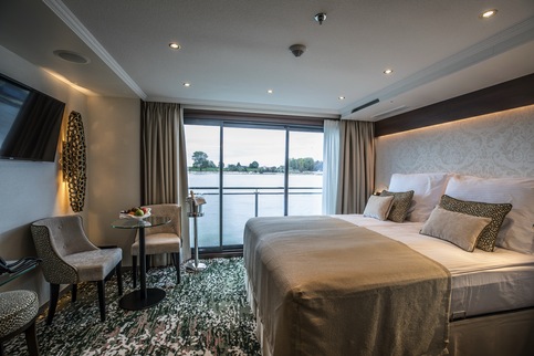 Riviera Travel, MS William Wordsworth, Superior Suite 3.jpg