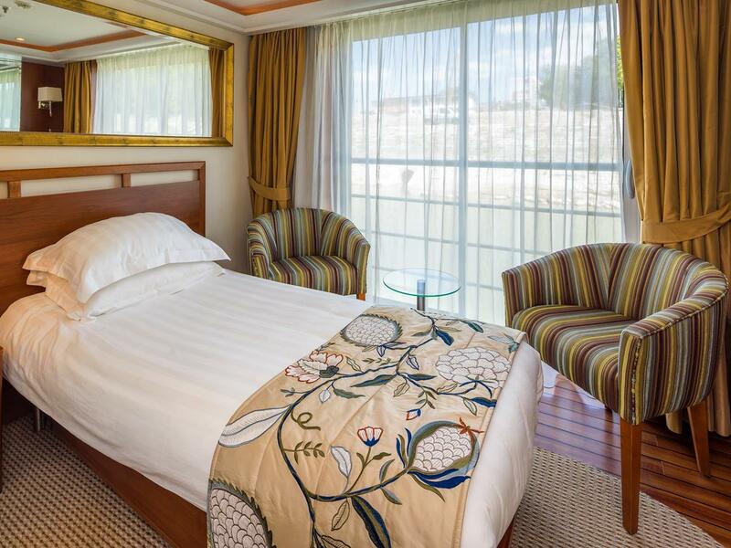 Single Suite