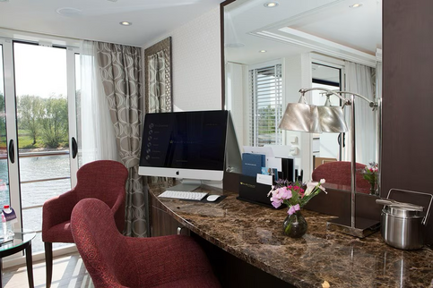 AmaWaterways AmaReina Category AA Desk.png