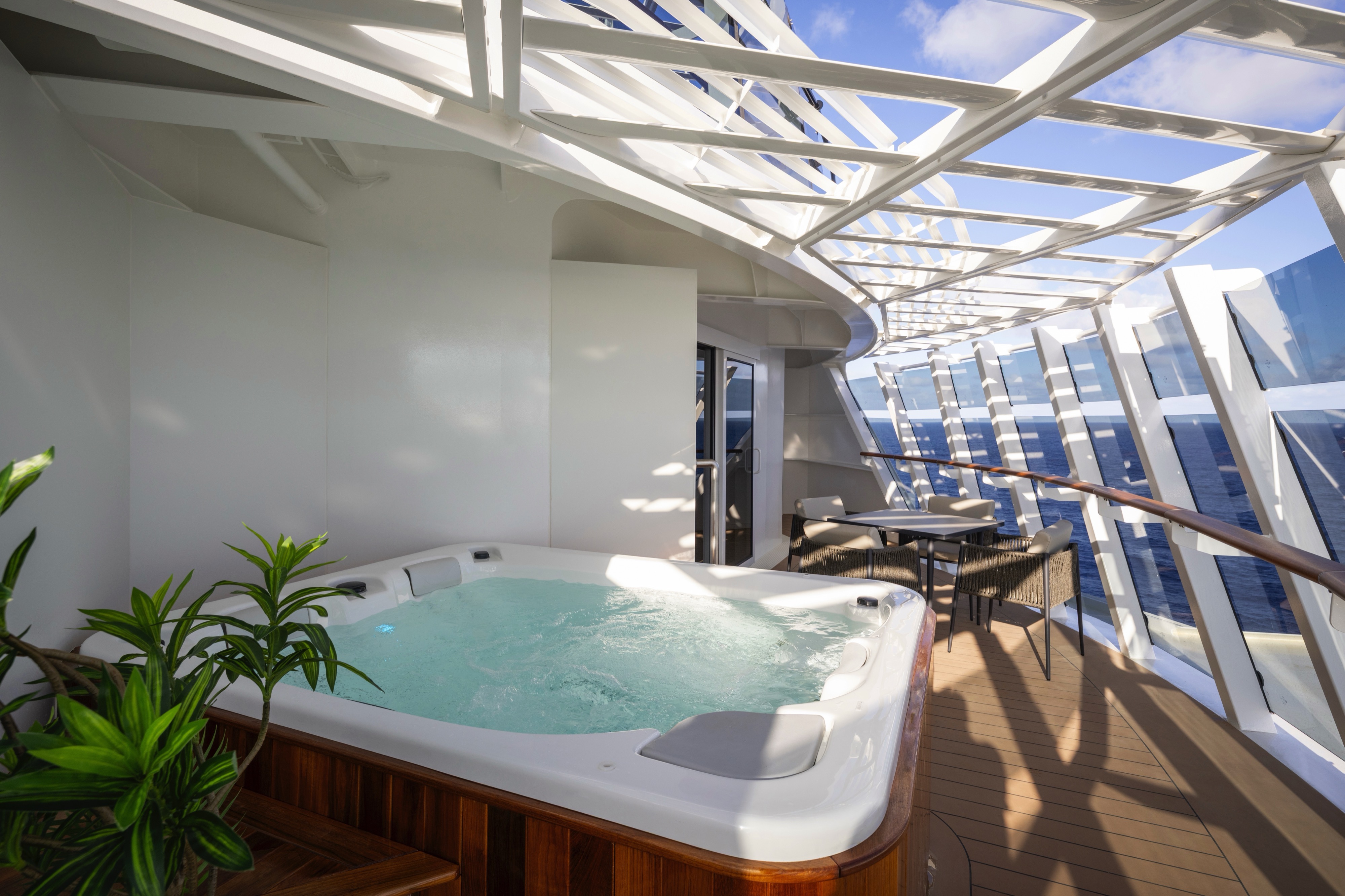 MSC Yacht Club Royal Suite With Whirlpool Bath